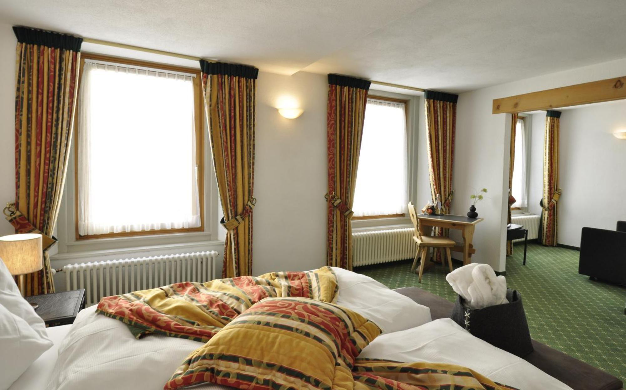 Hotel Bernina Понтрезіна Екстер'єр фото