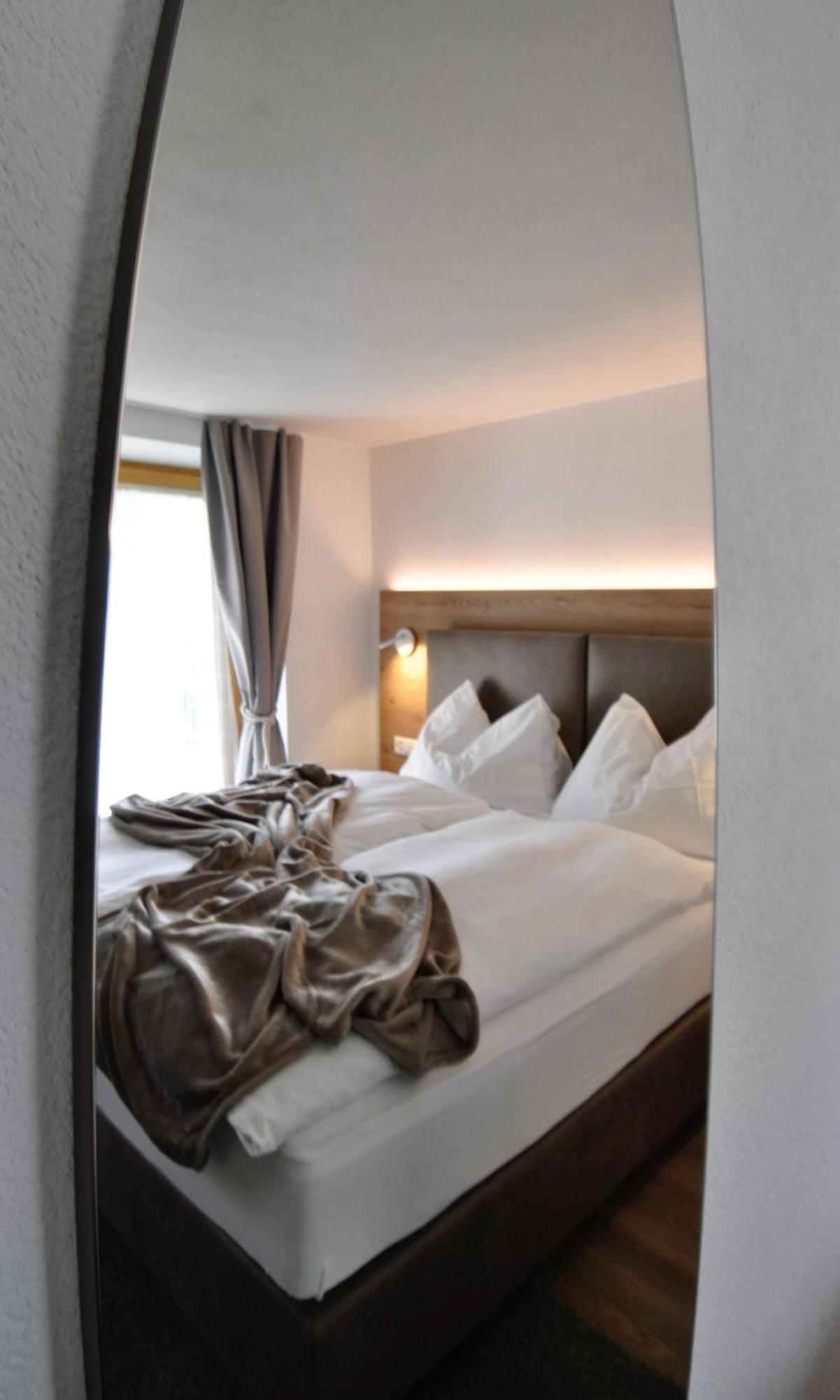 Hotel Bernina Понтрезіна Екстер'єр фото