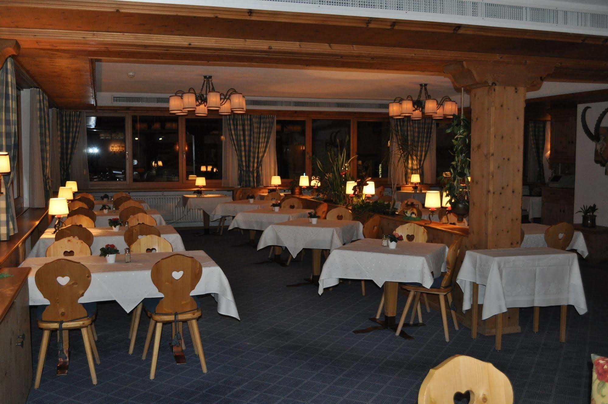 Hotel Bernina Понтрезіна Екстер'єр фото